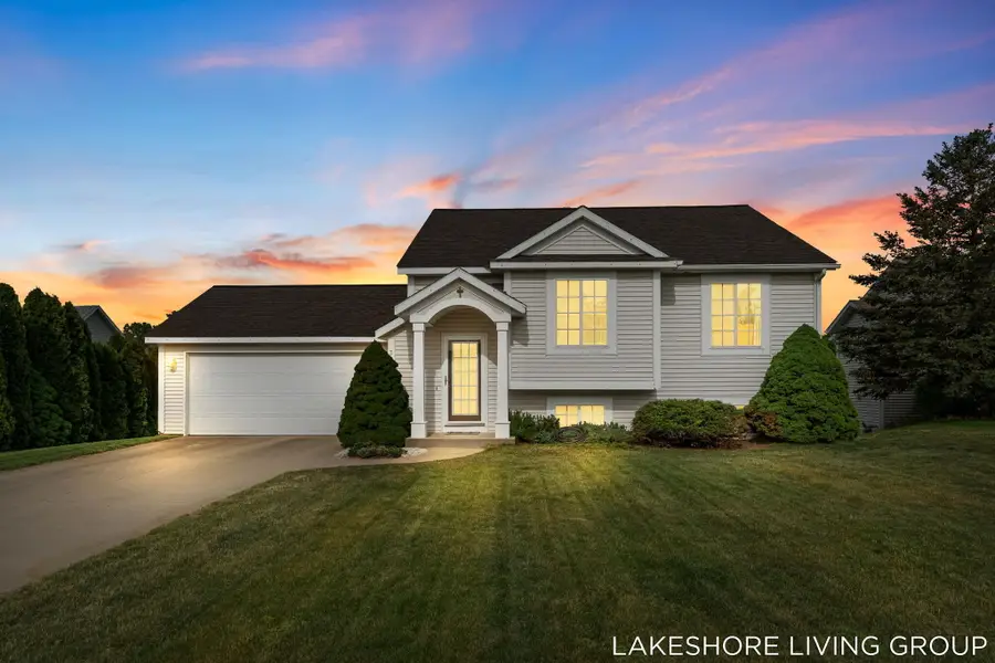 3769 Pine Meadow Drive, Holland, MI 49424 - #2