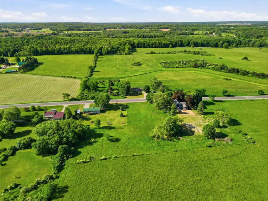 4578 9 Mile Road, Remus, MI 49340 - #3