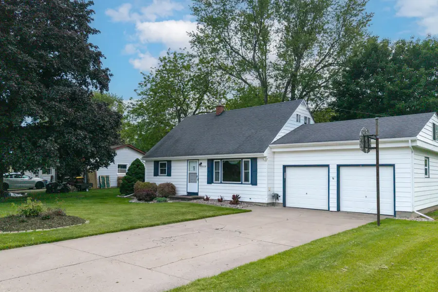 7535 Yorktown Road, Lansing, MI 48917 - #2