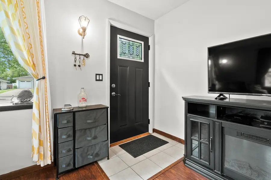 606 Pleasant Avenue, Kalamazoo, MI 49008 - #2