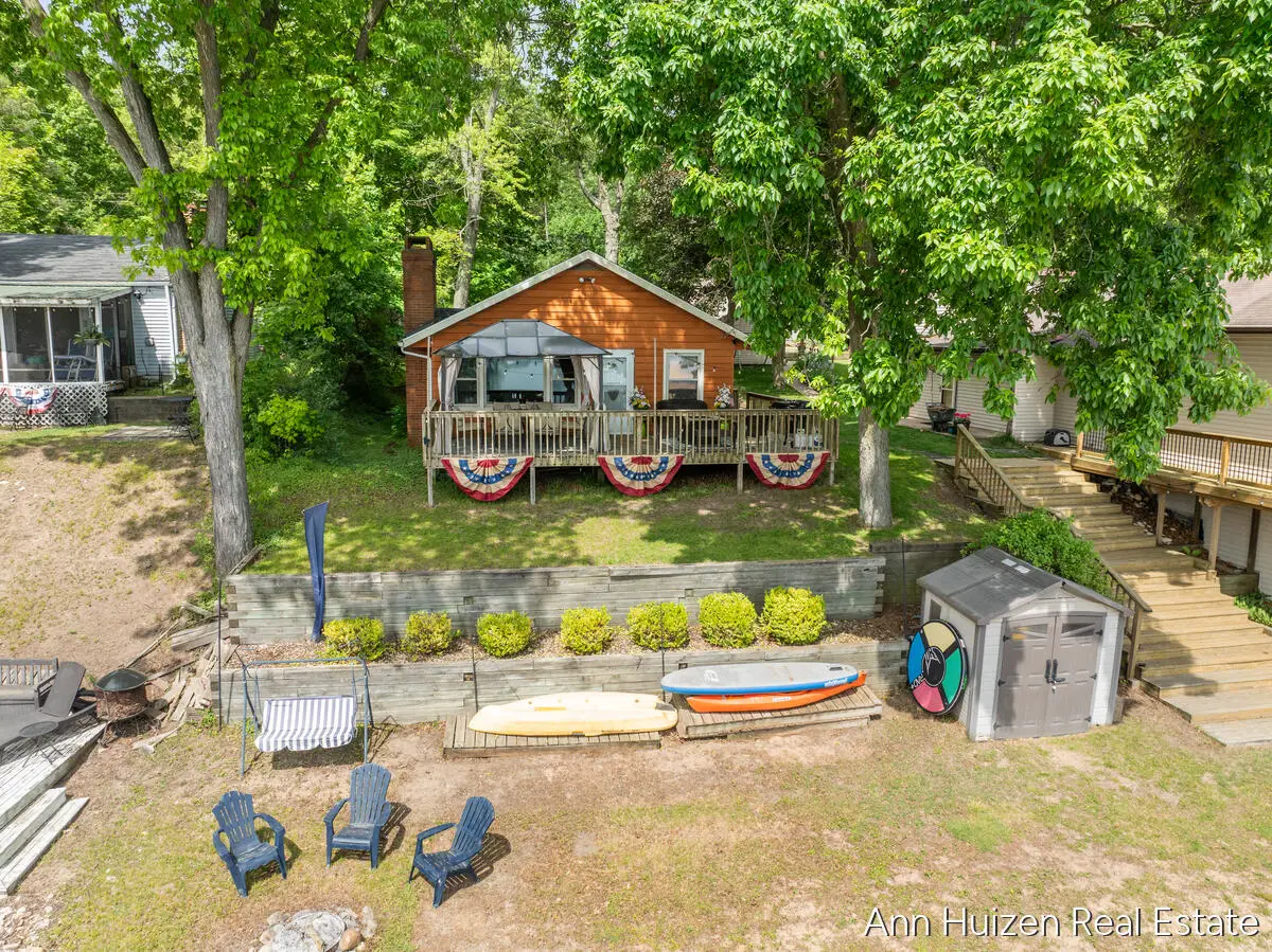 11415 Oak Drive, Delton, MI 49046 - #1