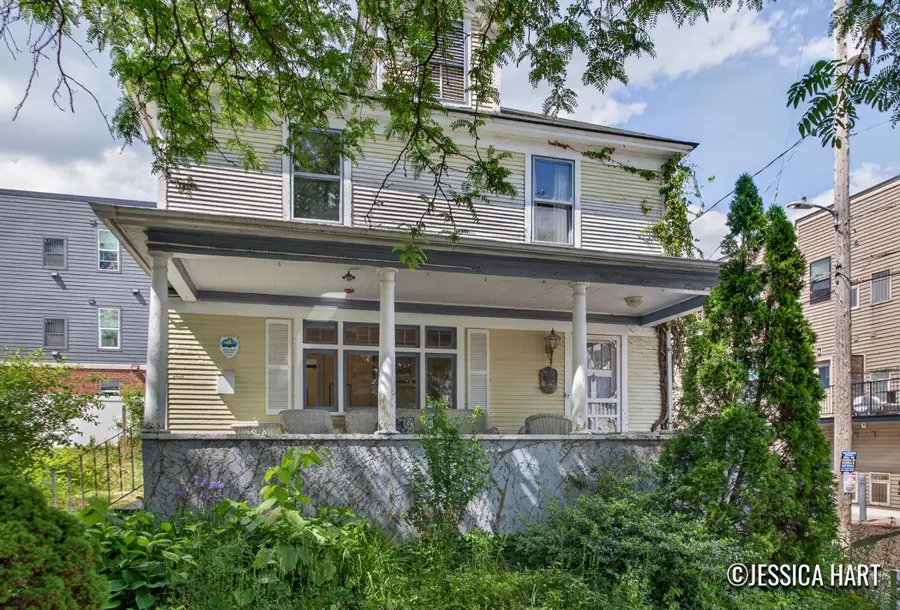 211 Trowbridge Street Ne, Grand Rapids, MI 49503 - #3