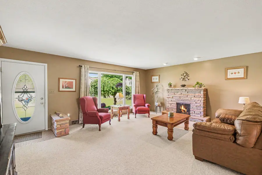 4498 Lucas Drive Sw, Grandville, MI 49418 - #3