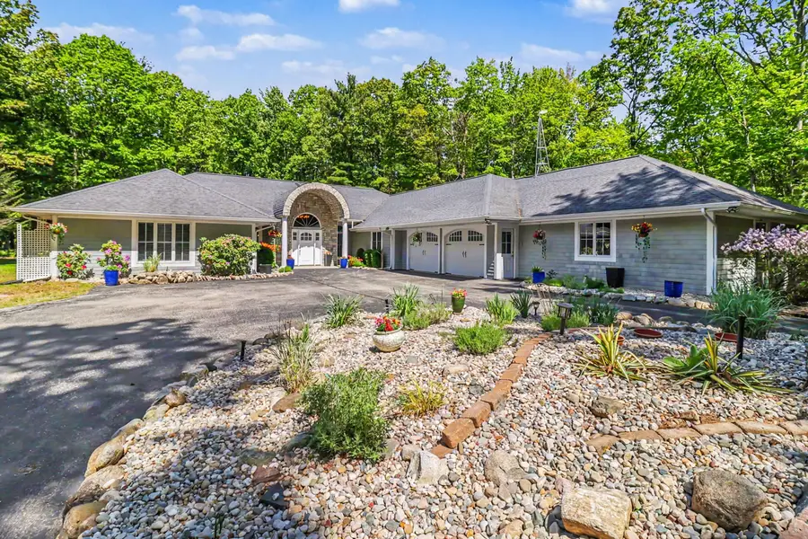 5389 Ridge Road, Pentwater, MI 49449 - #2