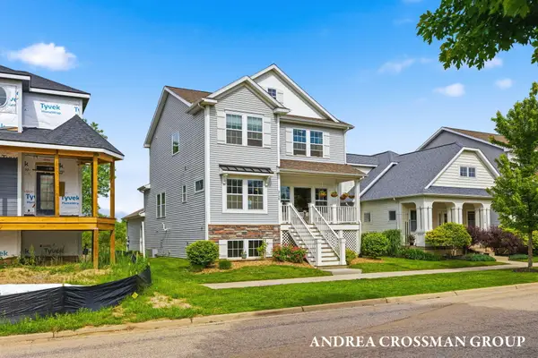 2130 Kensington Park Circle, Holland, MI 49423