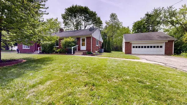 1810 E Stadium Boulevard, Ann Arbor, MI 48104