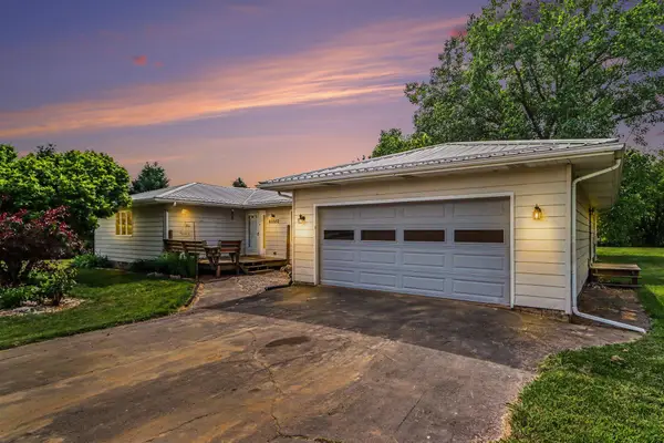 62852 Territorial Road, Lawrence, MI 49064