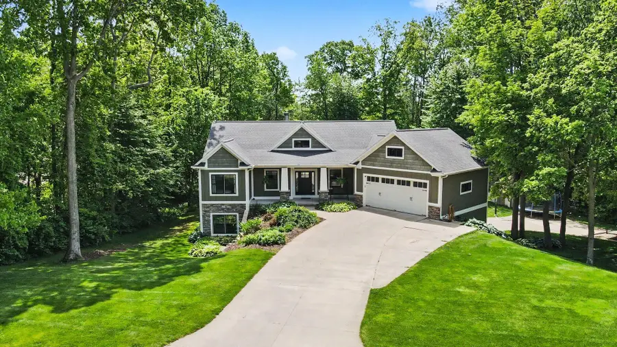 5318 Lamont Farms Drive, Coopersville, MI 49404 - #3