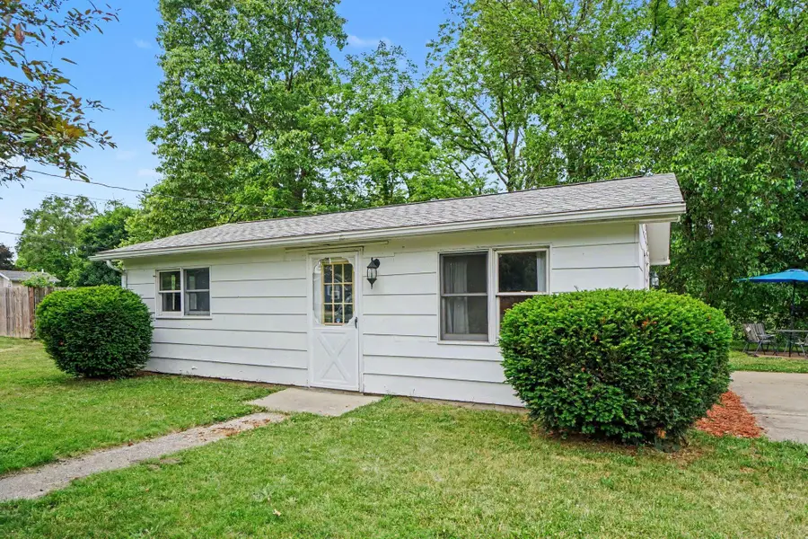 430 11th Avenue, Three Rivers, MI 49093 - #3