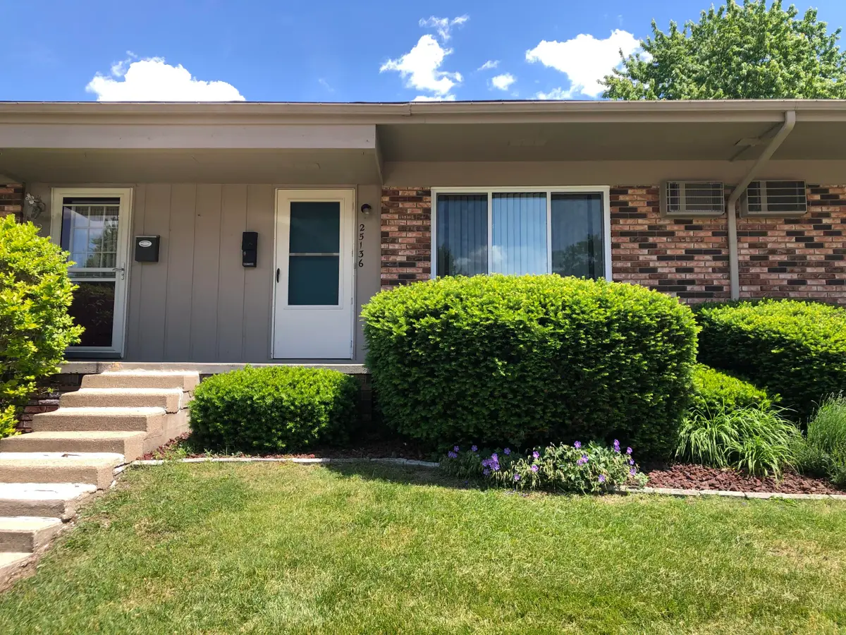 25136 Potomac Drive, South Lyon, MI 48178 - #1