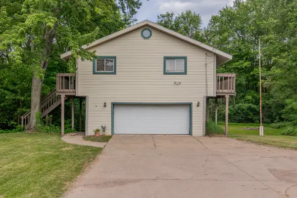 304 N Augusta Drive, Augusta, MI 49012
