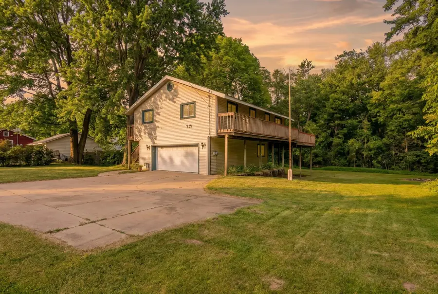 304 N Augusta Drive, Augusta, MI 49012 - #3