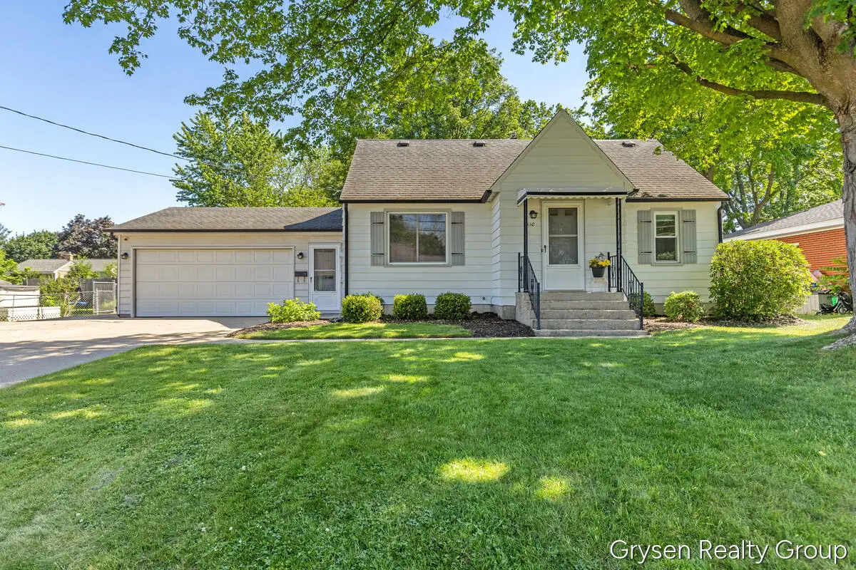 4110 38th Street Sw, Grandville, MI 49418 - #1