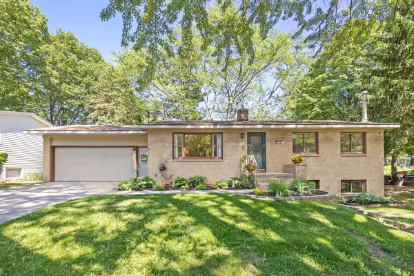 5414 Newcastle Drive Se, Kentwood, MI 49508