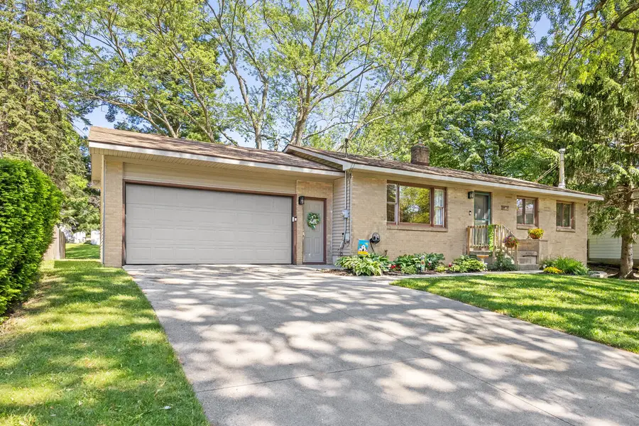 5414 Newcastle Drive Se, Kentwood, MI 49508 - #2