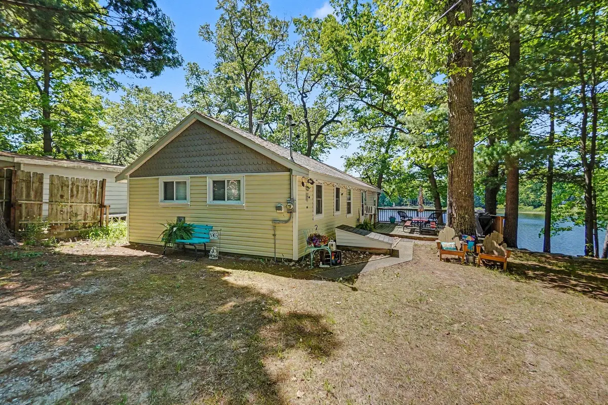 8905 E Acorn Street, Holton, MI 49425 - #1