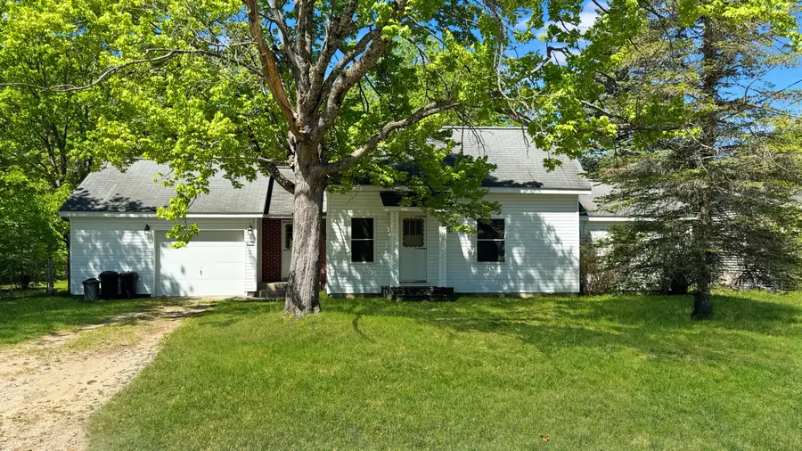 613 Waldo Street, Cadillac, MI 49601 - #3