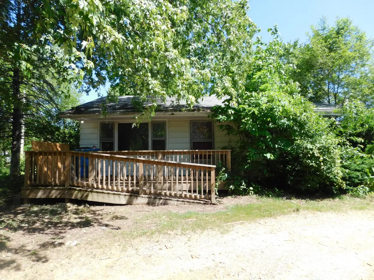 920 E Hoffman Street, Three Rivers, MI 49093 - #1