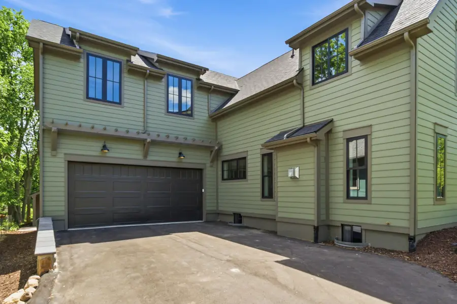 621 W Summit Street, Ann Arbor, MI 48103 - #3
