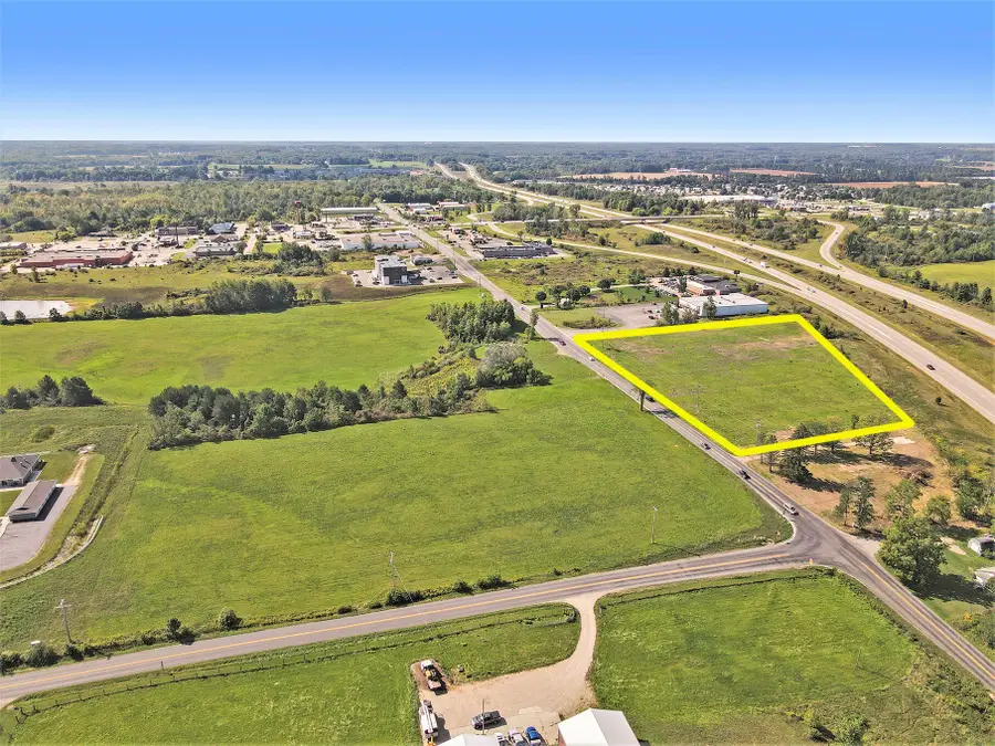 14291 White Creek Avenue Ne, Cedar Springs, MI 49319 - #3