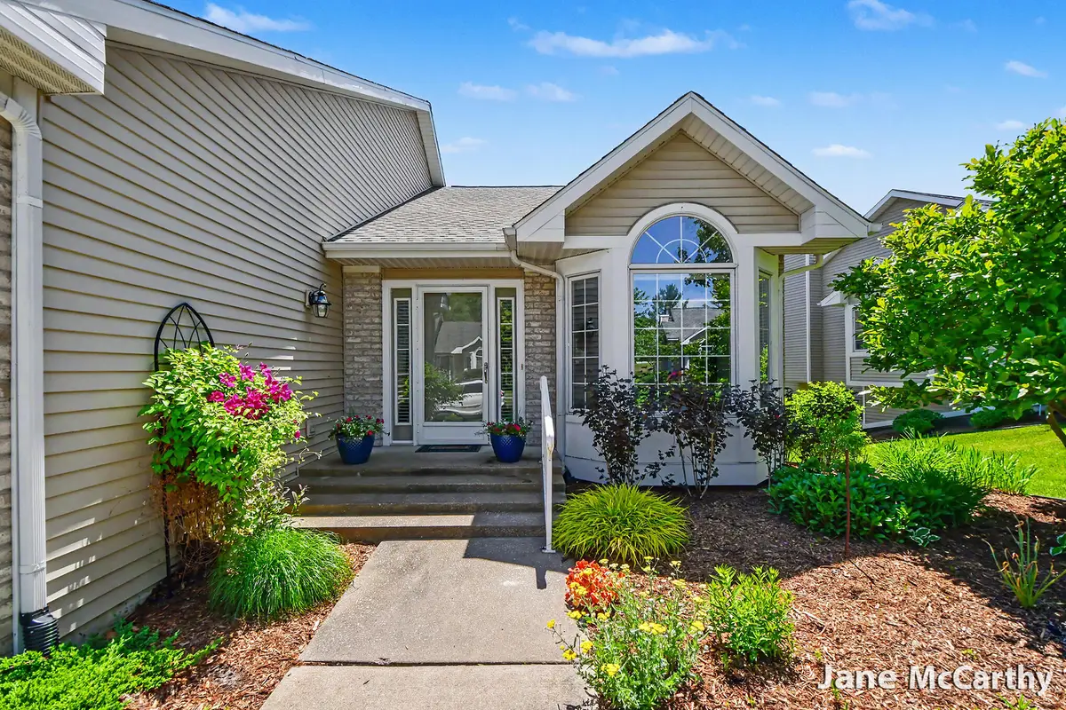 2338 Whimbrel Court Ne, Grand Rapids, MI 49505 - #1