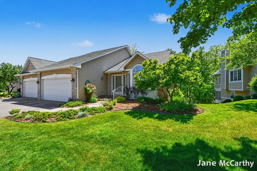 2338 Whimbrel Court Ne, Grand Rapids, MI 49505 - #3