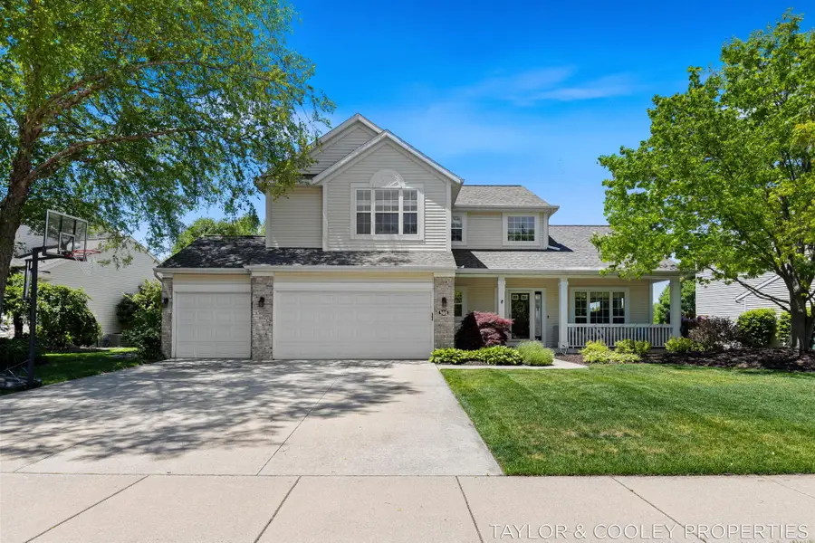 5616 Highbury Drive Se, Ada, MI 49301 - #2