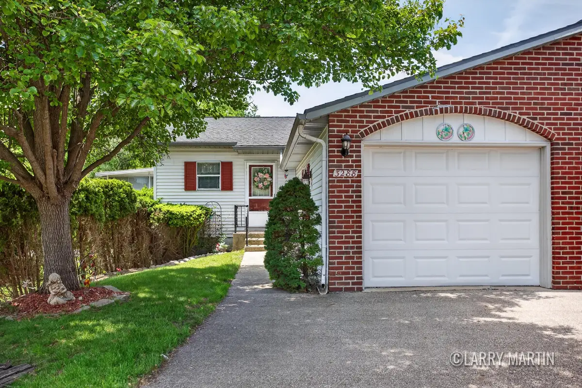 3288 Cambridge Street Se #9, Grand Rapids, MI 49512 - #1