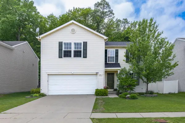 2717 Sycamore River Drive, Fowlerville, MI 48836