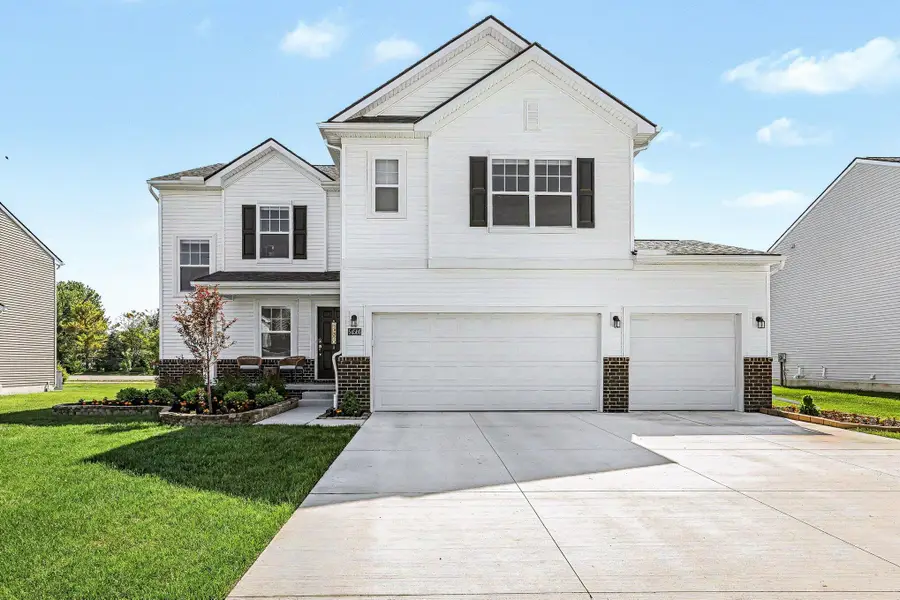 54566 Heron Circle, Chesterfield, MI 48047 - #2