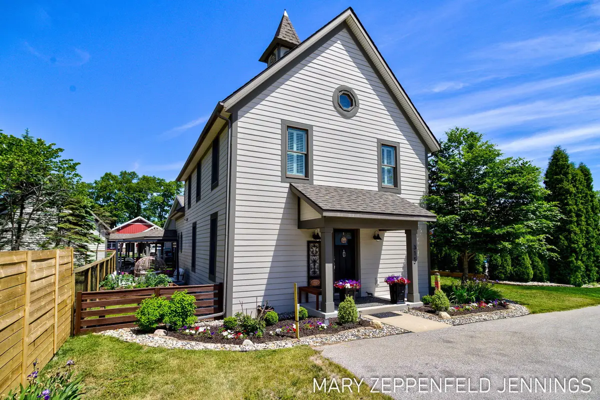 315 Rachaels Way, Spring Lake, MI 49456 - #1