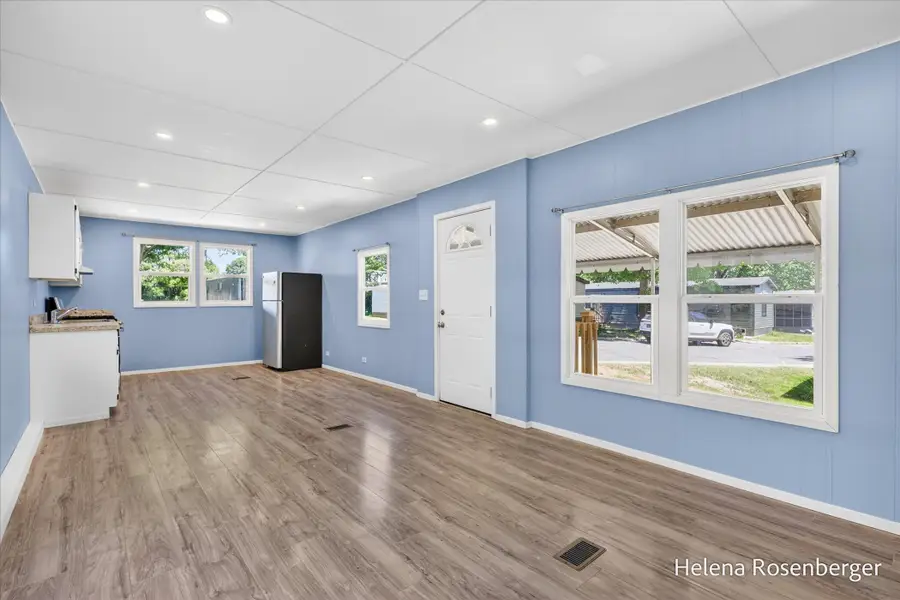 10604 Peachtree Street, Plainwell, MI 49080 - #3