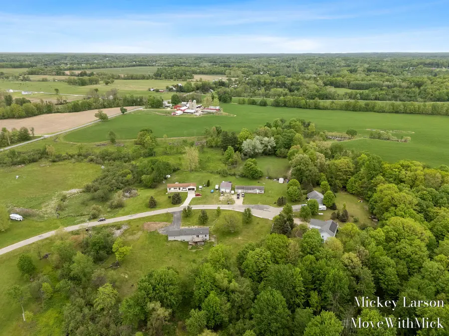 1382 Dairy Lane Ne, Cedar Springs, MI 49319 - #3