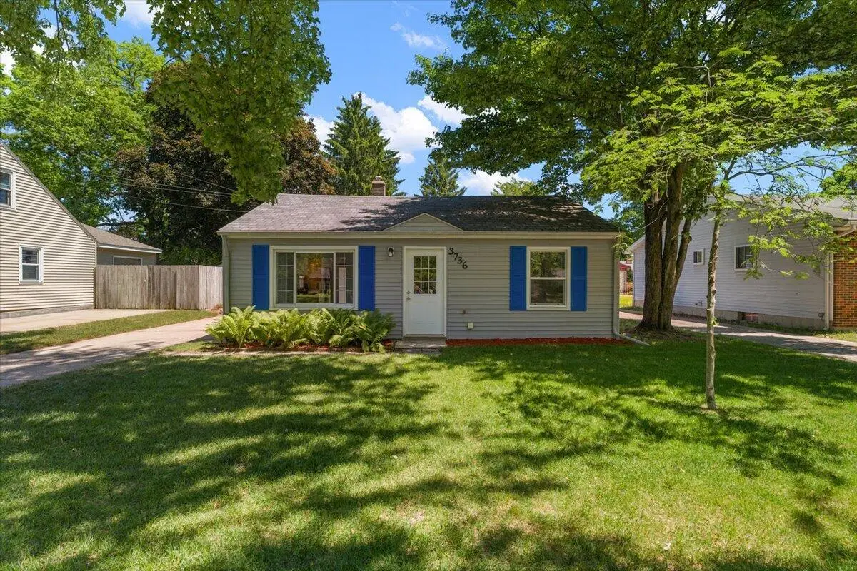 3736 Groveland Avenue Sw, Wyoming, MI 49519 - #1