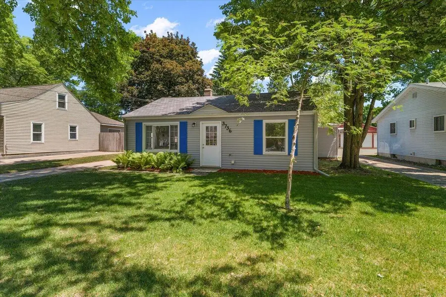 3736 Groveland Avenue Sw, Wyoming, MI 49519 - #3