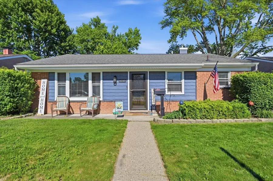 8210 N Henry Ruff Road, Westland, MI 48185 - #3