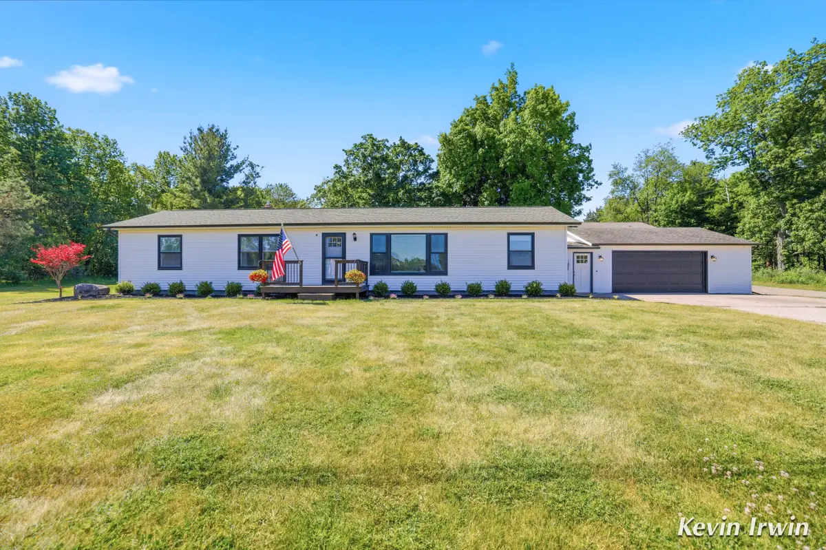 4380 Russell Street Ne, Cedar Springs, MI 49319 - #1