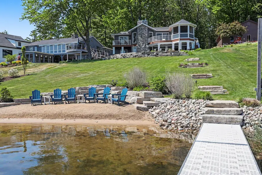 7970 Island Court, Canadian Lakes, MI 49346 - #2