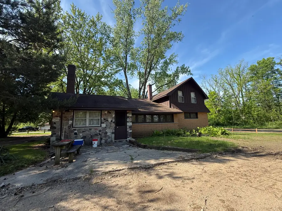 2922 N Ionia Road, Vermontville, MI 49096 - #3