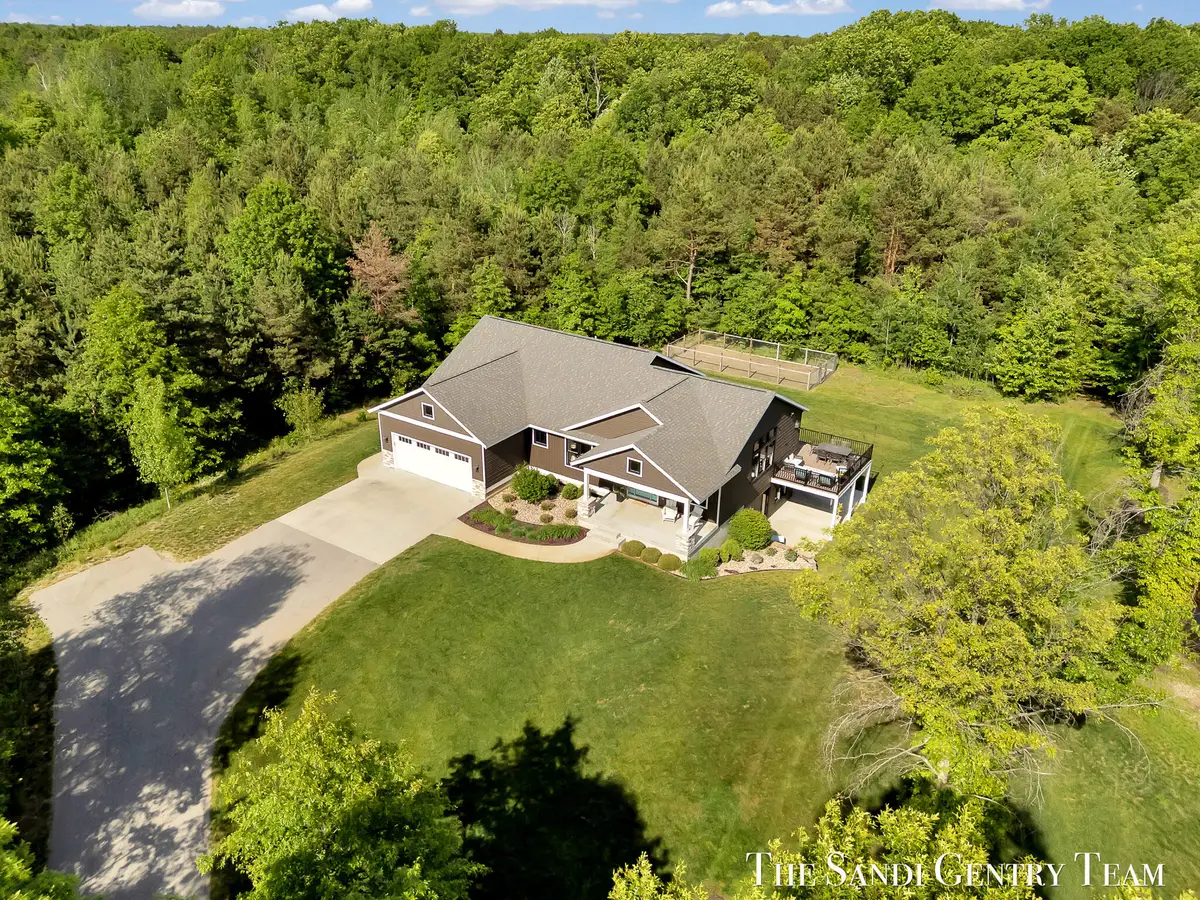 12400 Lincoln Farms Drive, Grand Haven, MI 49417 - #1