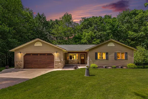 11024 W Peck Lake Road, Lowell, MI 49331