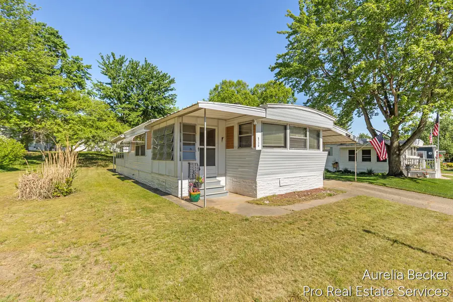5720 Manistee Drive Ne, Belmont, MI 49306 - #2