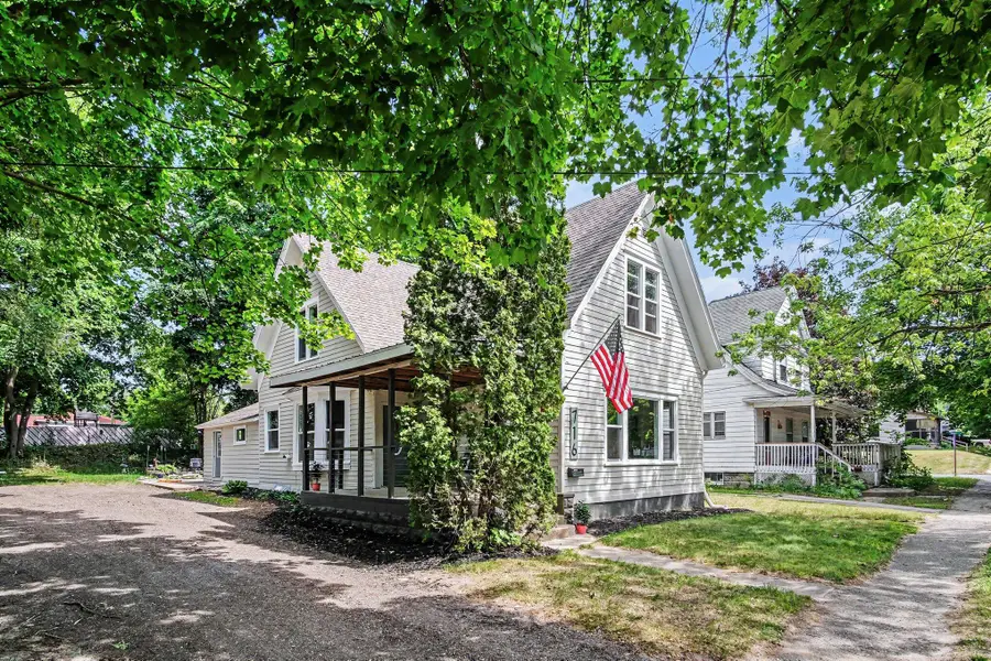 716 S Broas Street, Belding, MI 48809 - #2