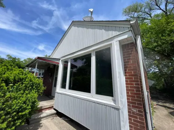 20090 Lahser Road, Detroit, MI 48219