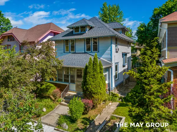 733 Lockwood Street Ne, Grand Rapids, MI 49503