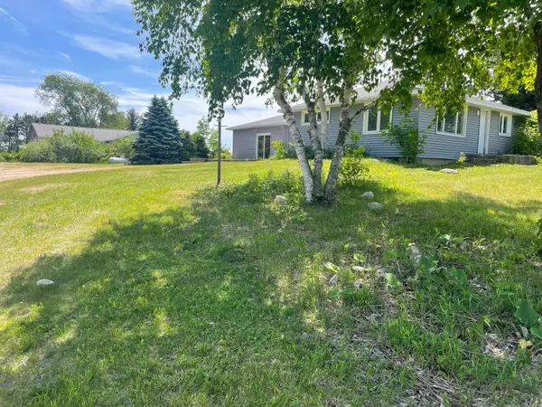 2732 S Osborn Avenue, Fremont, MI 49412