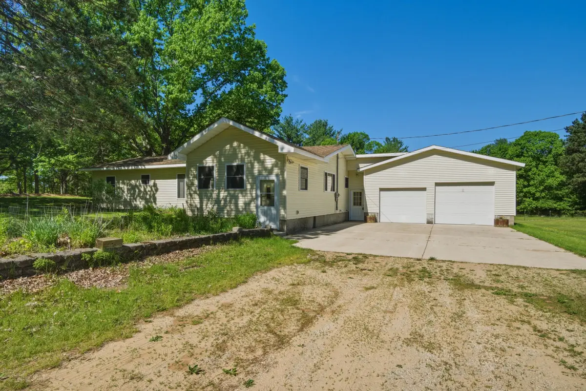 1925 175th Avenue, Morley, MI 49336 - #1