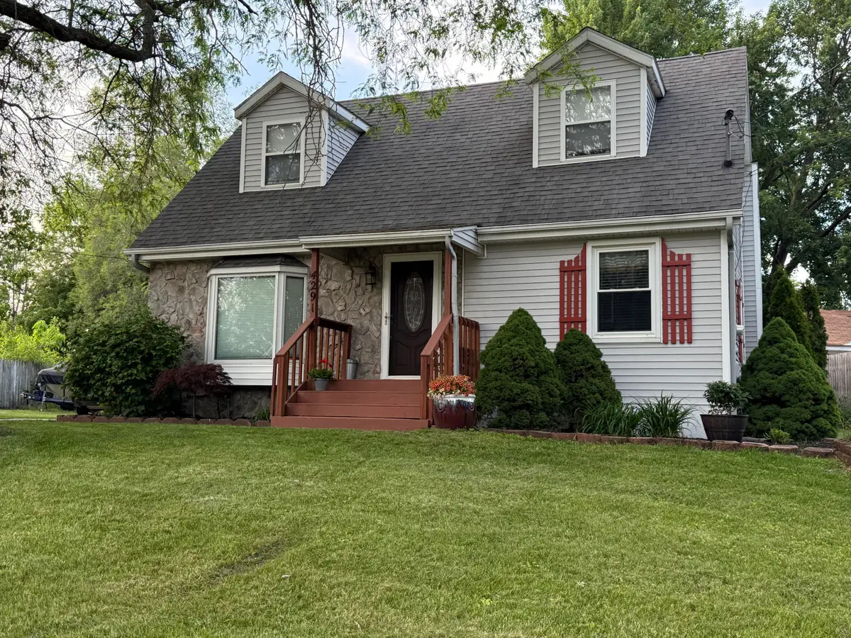 4291 Mill Street Sw, Grandville, MI 49418 - #1