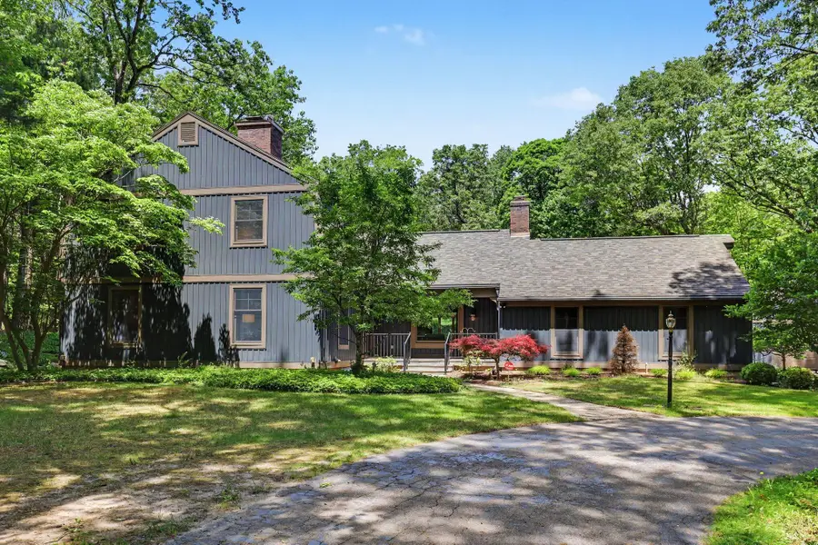 385 Greentree Lane Ne, Ada, MI 49301 - #2