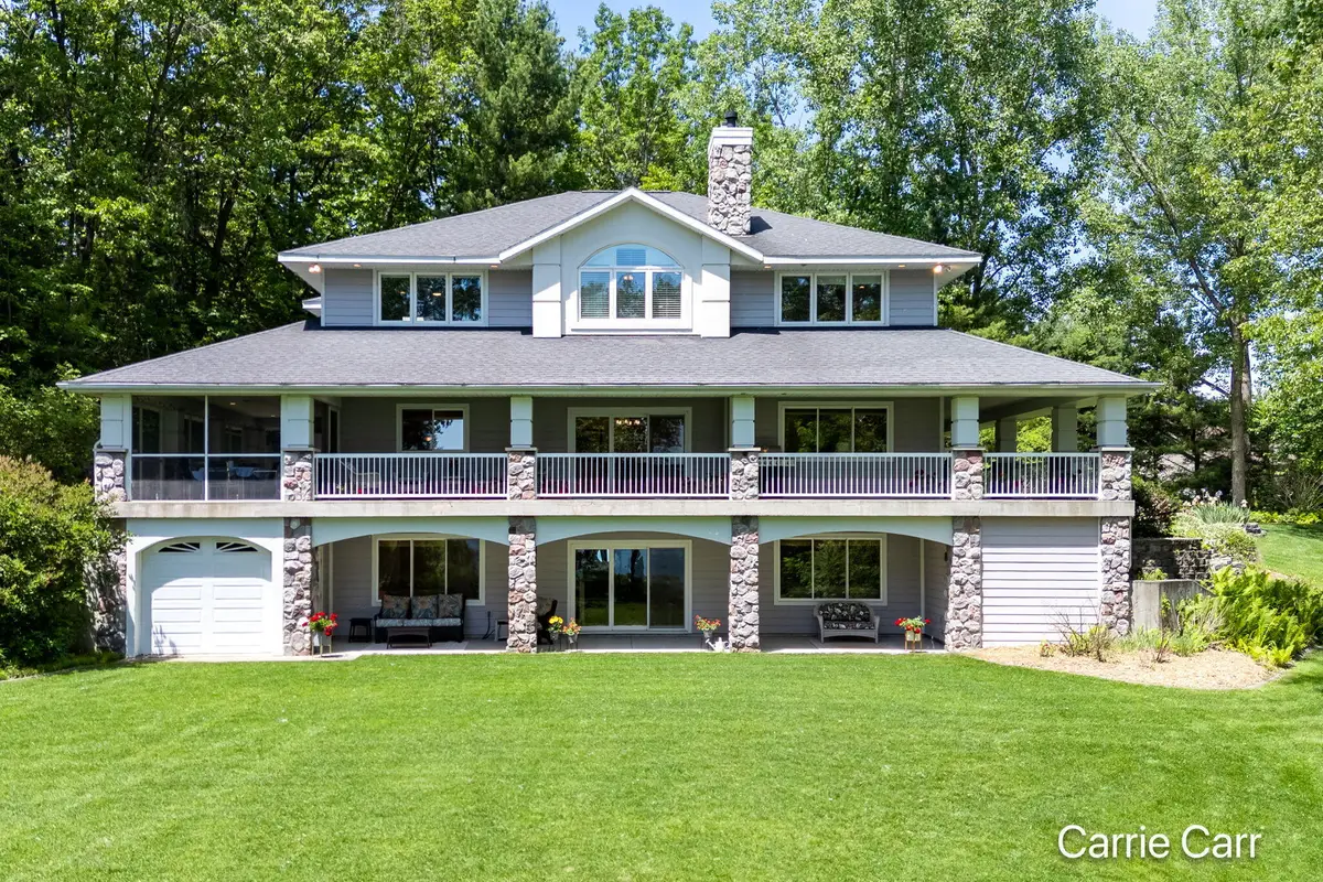 8170 Freska Lake Drive Ne, Comstock Park, MI 49321 - #1